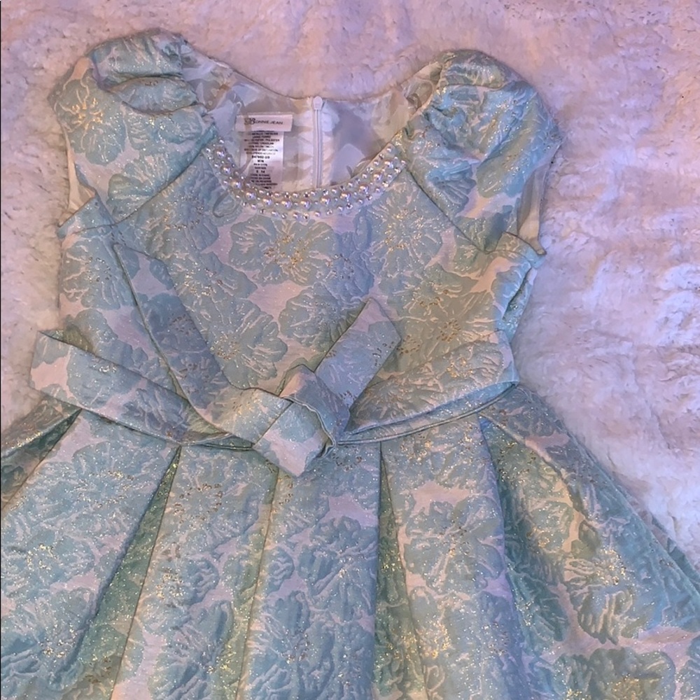 A blue flower dress